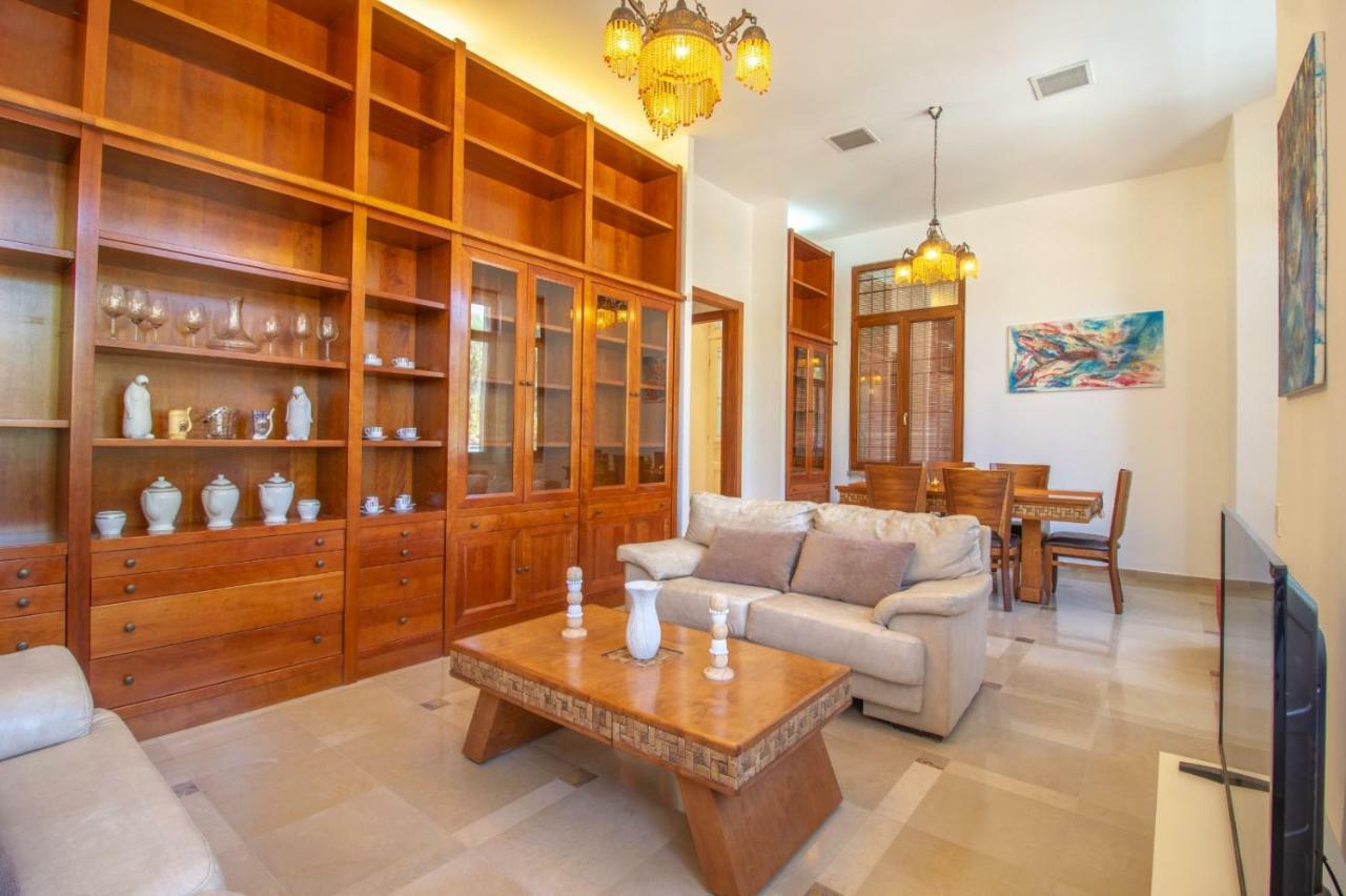 Art Apartment In Mamila 예루살렘 외부 사진