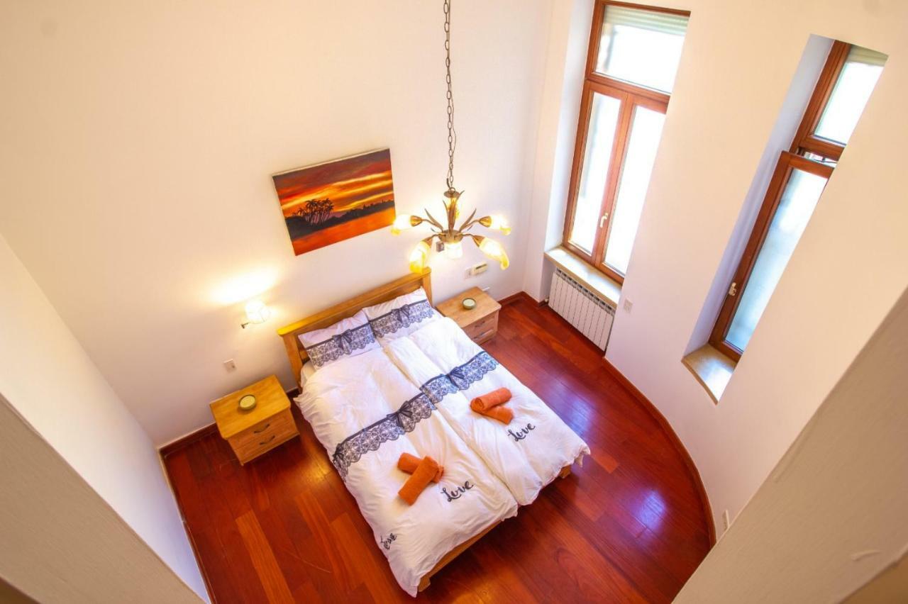 Art Apartment In Mamila 예루살렘 외부 사진