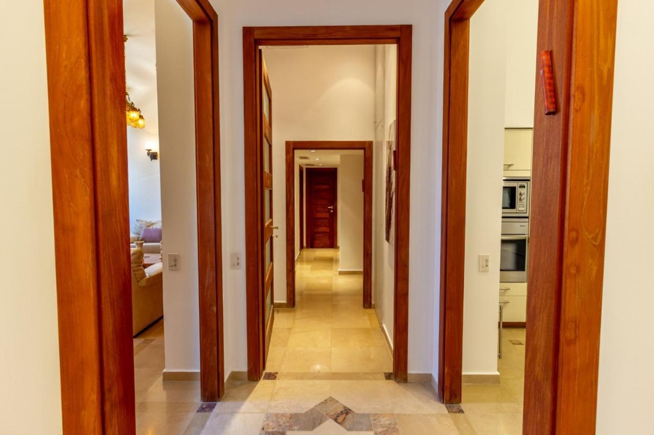 Art Apartment In Mamila 예루살렘 외부 사진